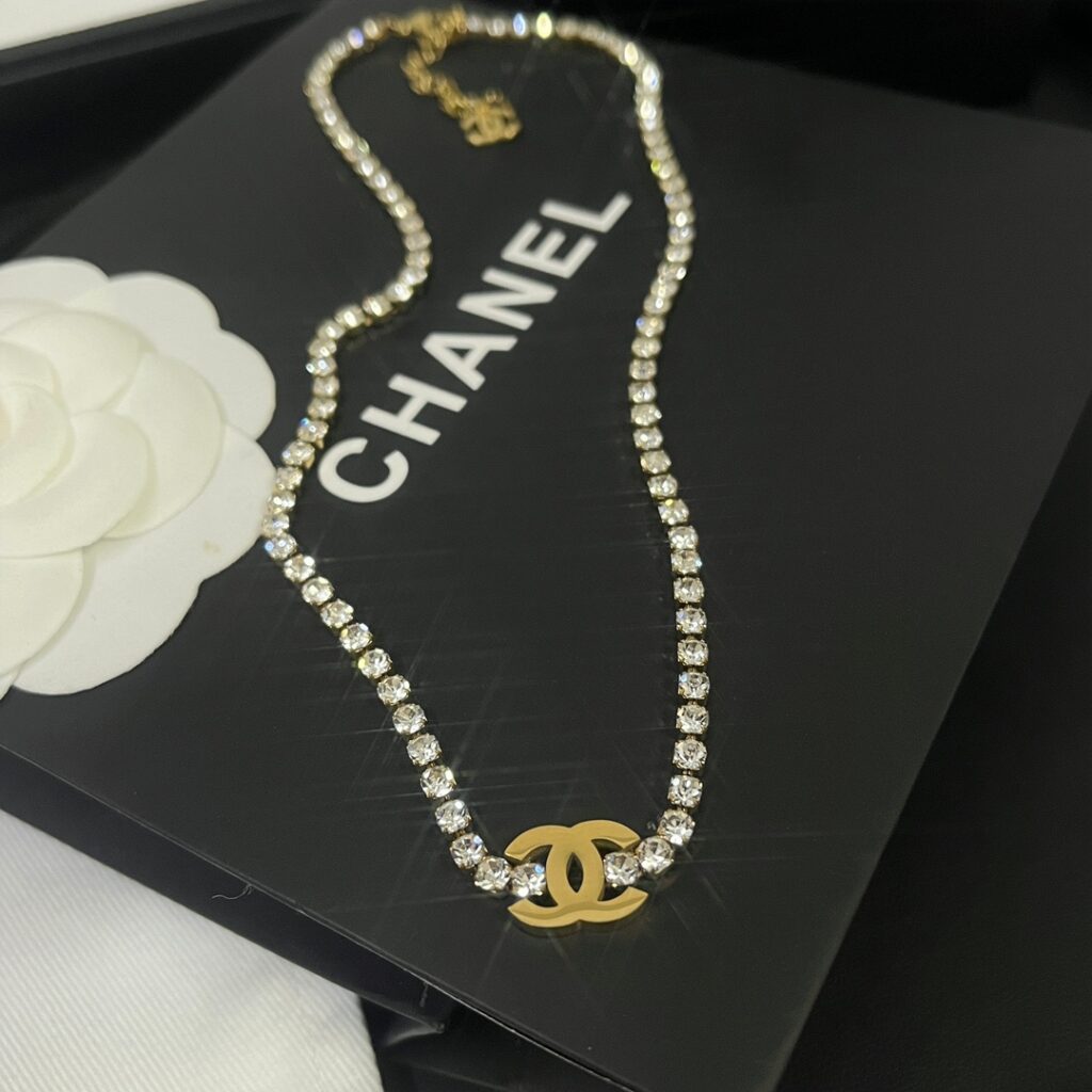 Designer Necklace editorial product context 1