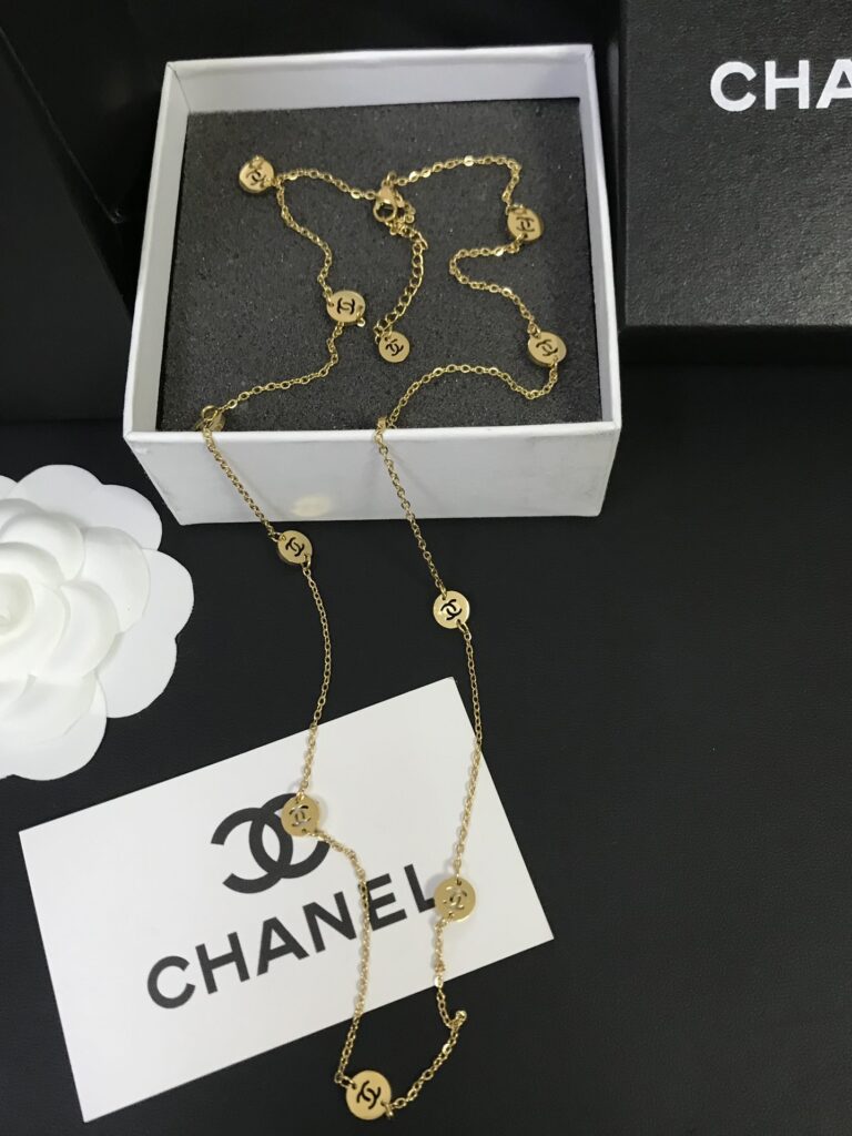 Designer Necklace editorial product context 2