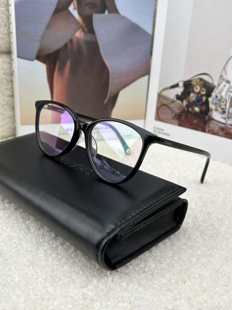 Designer W Bag editorial product context 3
