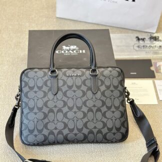 Coach p185 Track 11 35 Bag