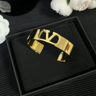 Luxury S382 Bracelet