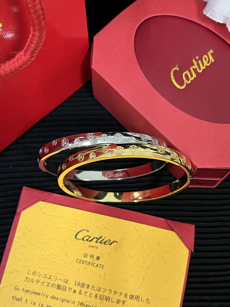 Designer S383 Bracelet editorial product context 3