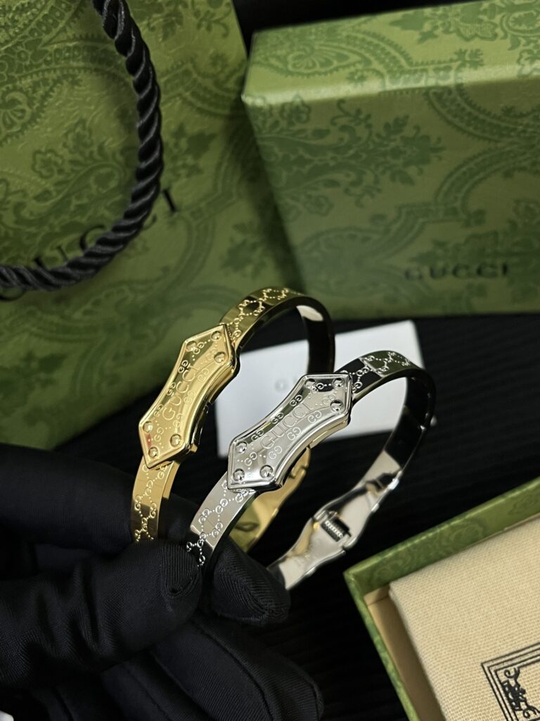 Designer S386 Bracelet editorial product context 2