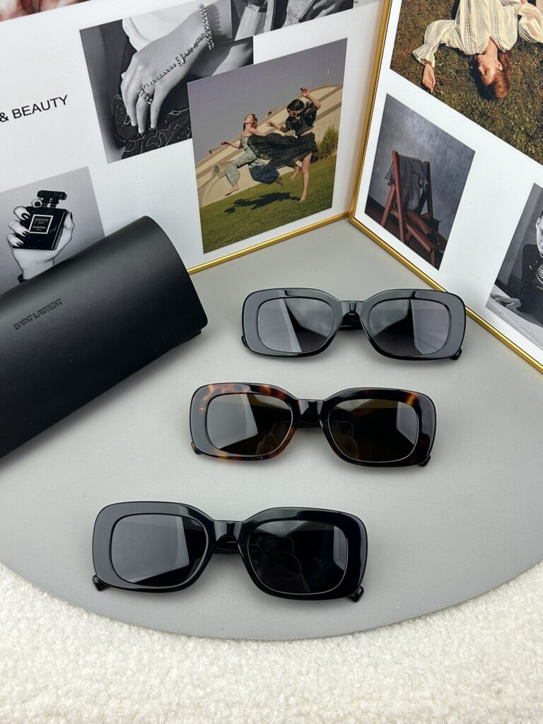 Designer E8T Bag editorial product context 2