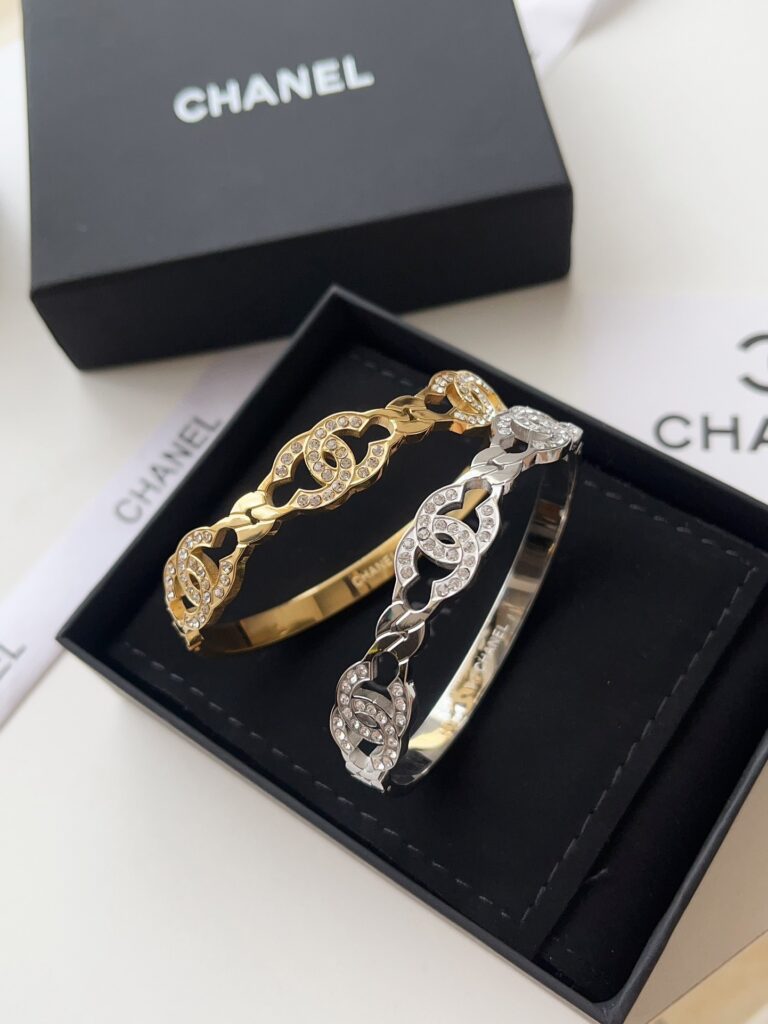 Designer S392 Bracelet editorial product context 2