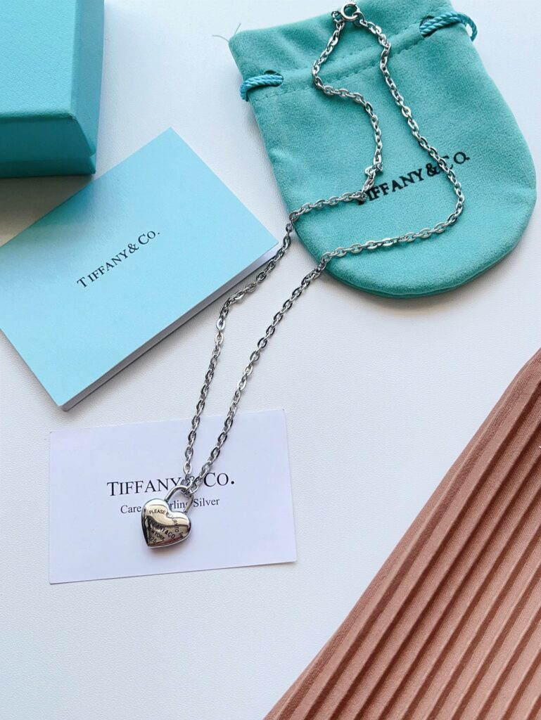 Designer Necklace editorial product context 1
