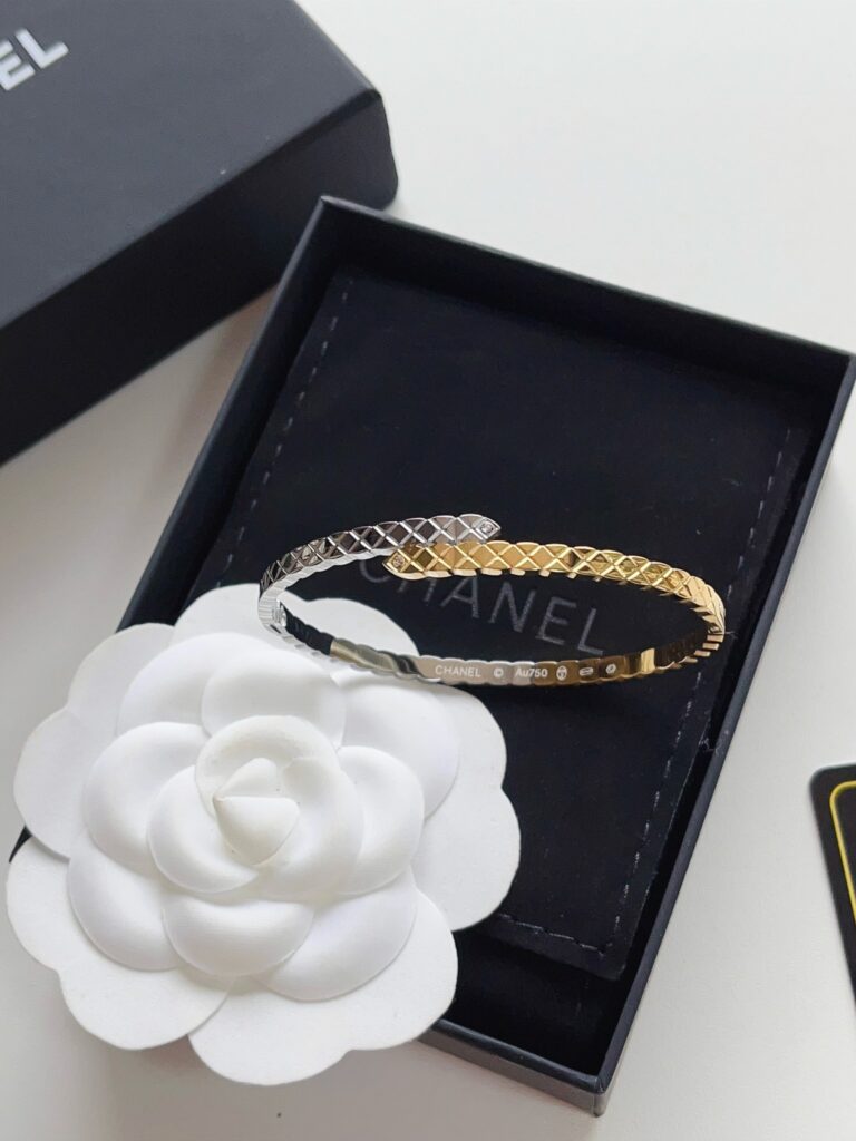 Designer S401 Bracelet editorial product context 1