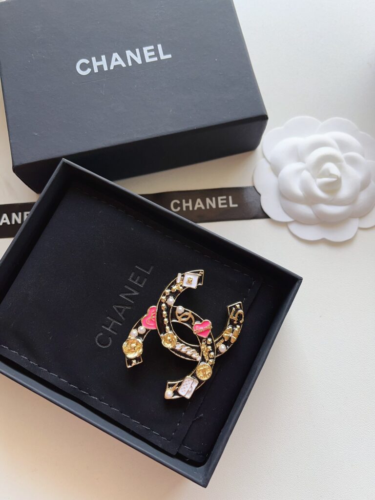 Designer D162 Brooch editorial product context 2