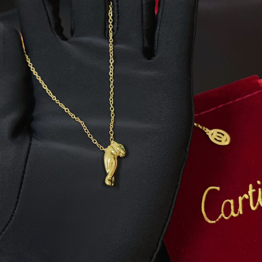 Designer Necklace editorial product context 1