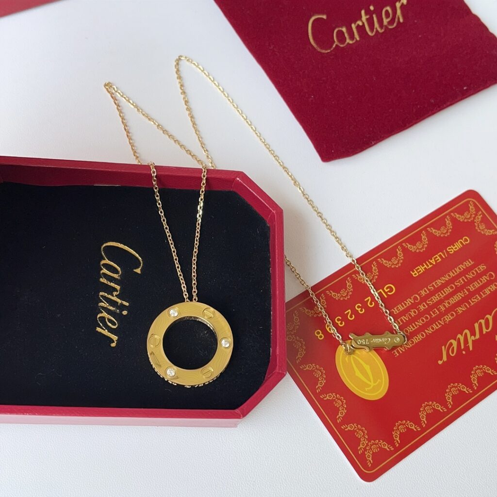 Designer Necklace editorial product context 2