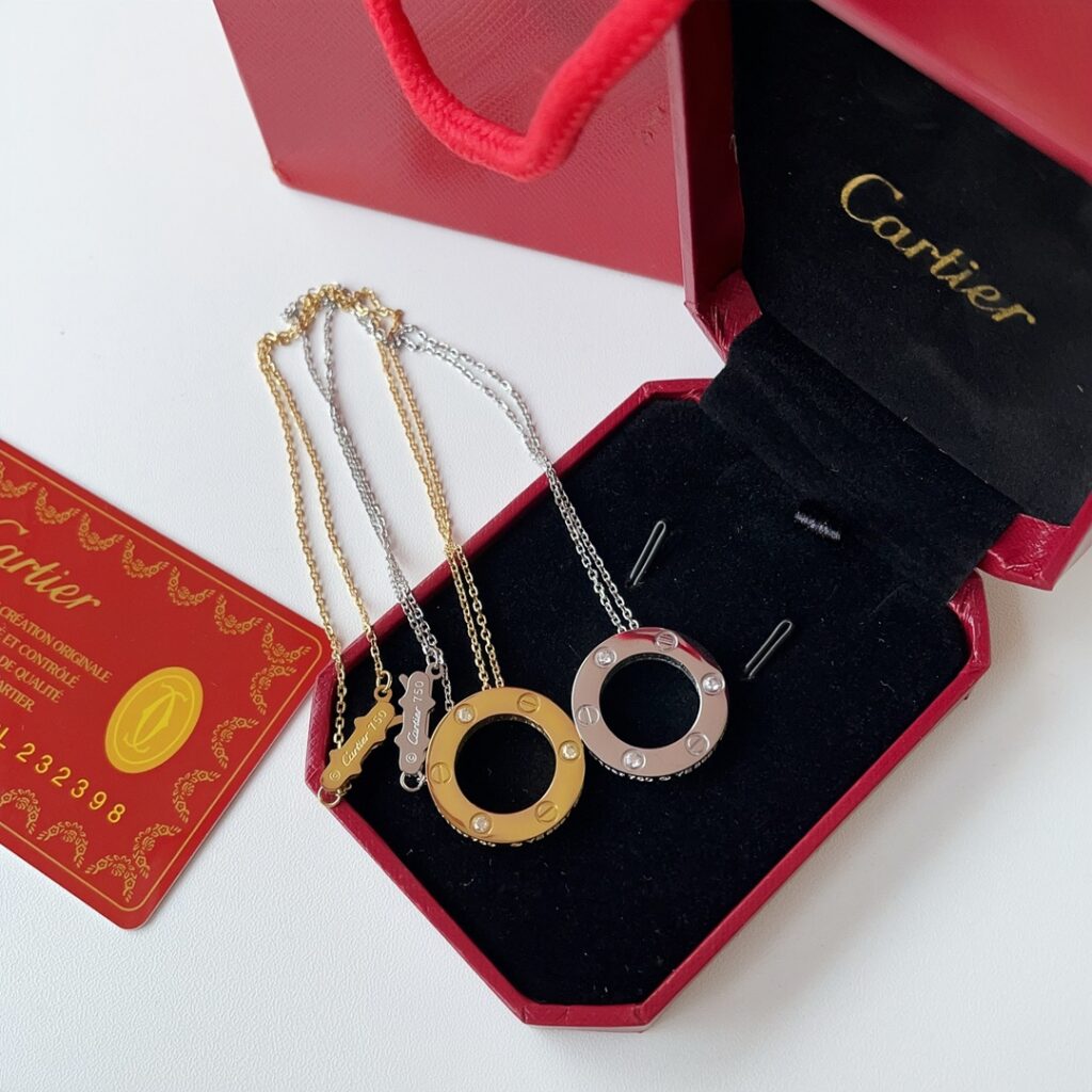 Designer Necklace editorial product context 2