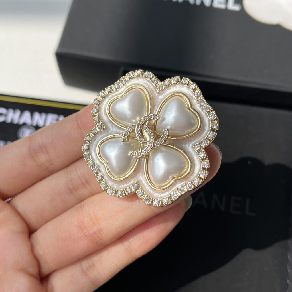 Designer D165 Brooch editorial product context 1