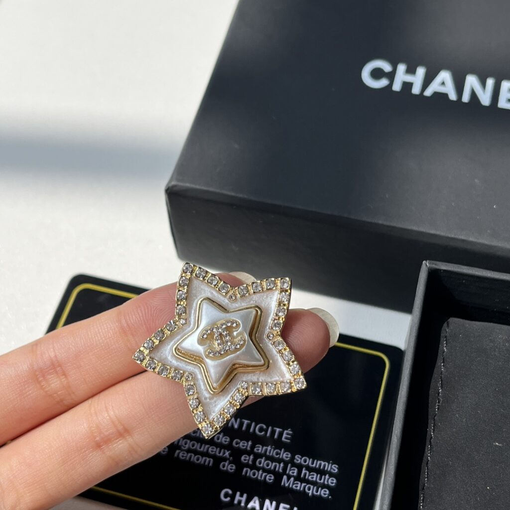 Designer D166 Brooch editorial product context 3