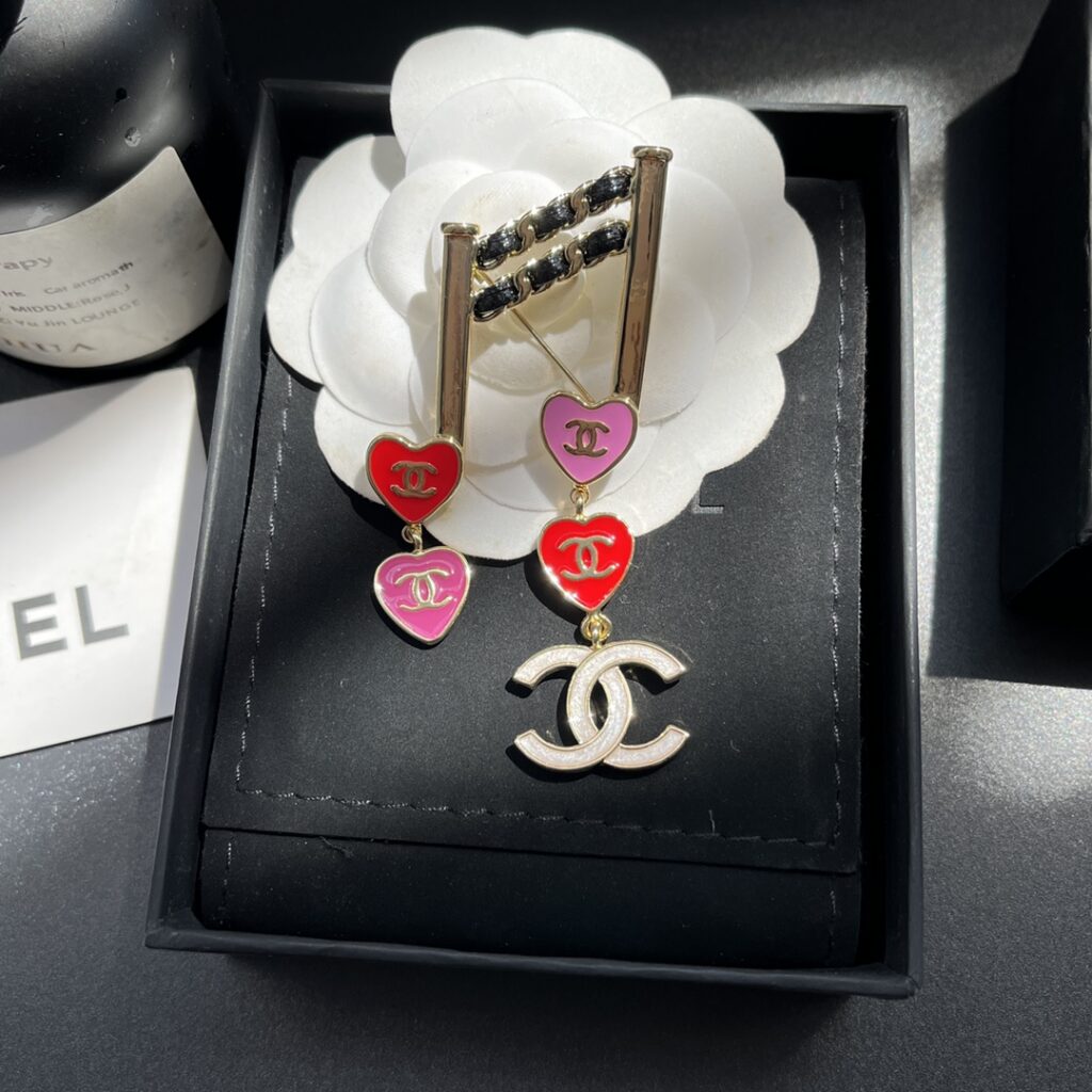 Designer D169 Brooch editorial product context 3