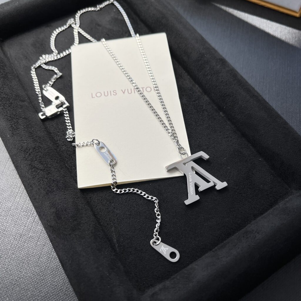 Designer Necklace 60 cm editorial product context 2