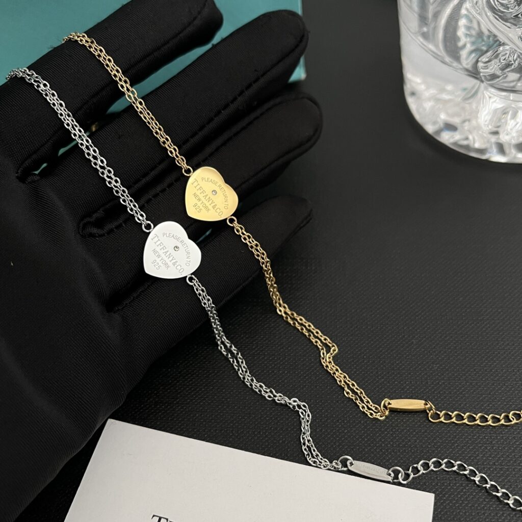 Designer L163 Bracelet editorial product context 3