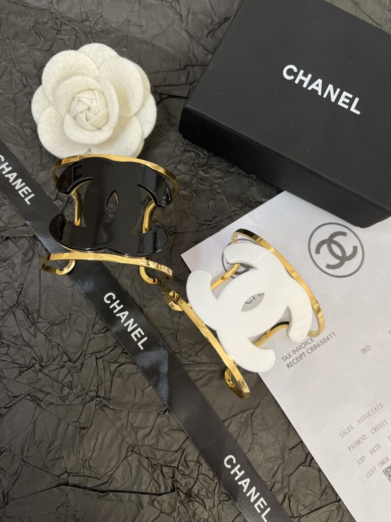 Designer S421 Bracelet editorial product context 2