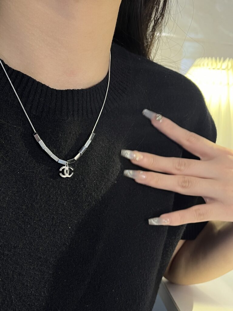 Designer Necklace editorial product context 1