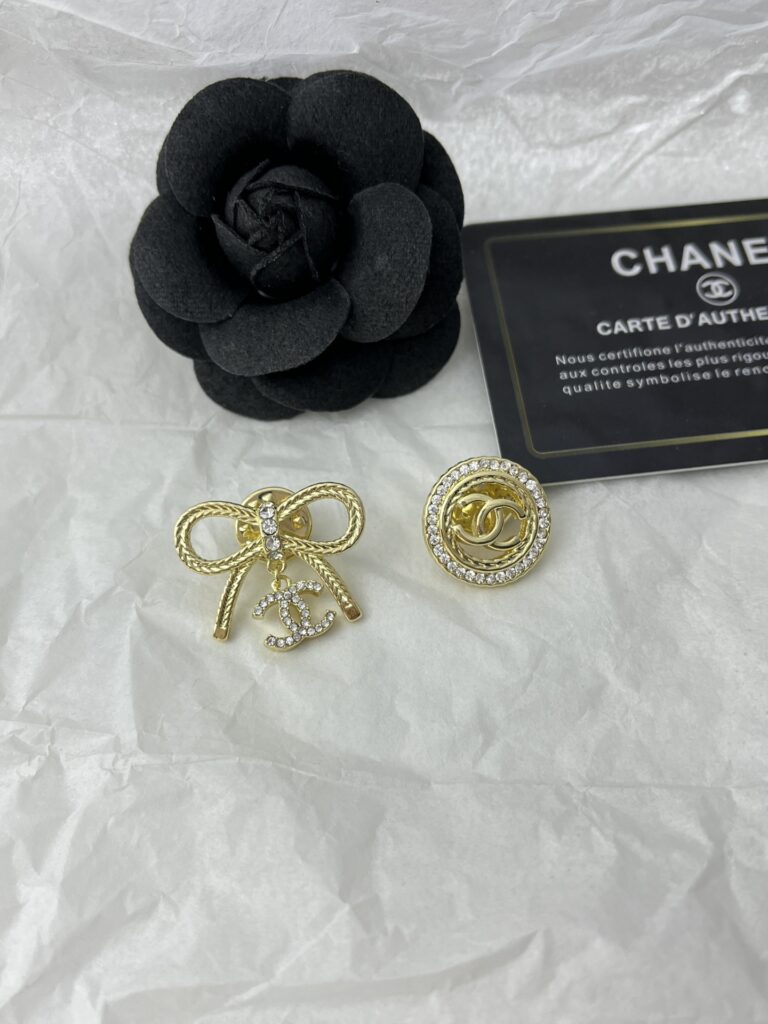 Designer D174 Brooch editorial product context 1