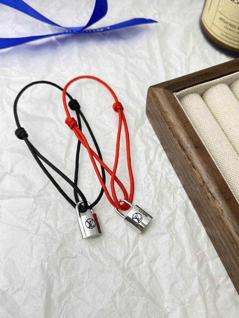 Designer L169 Bracelet editorial product context 1