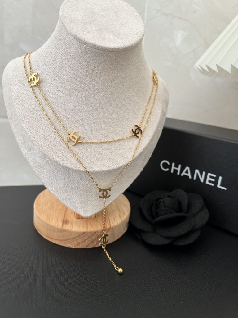 Designer Necklace editorial product context 2