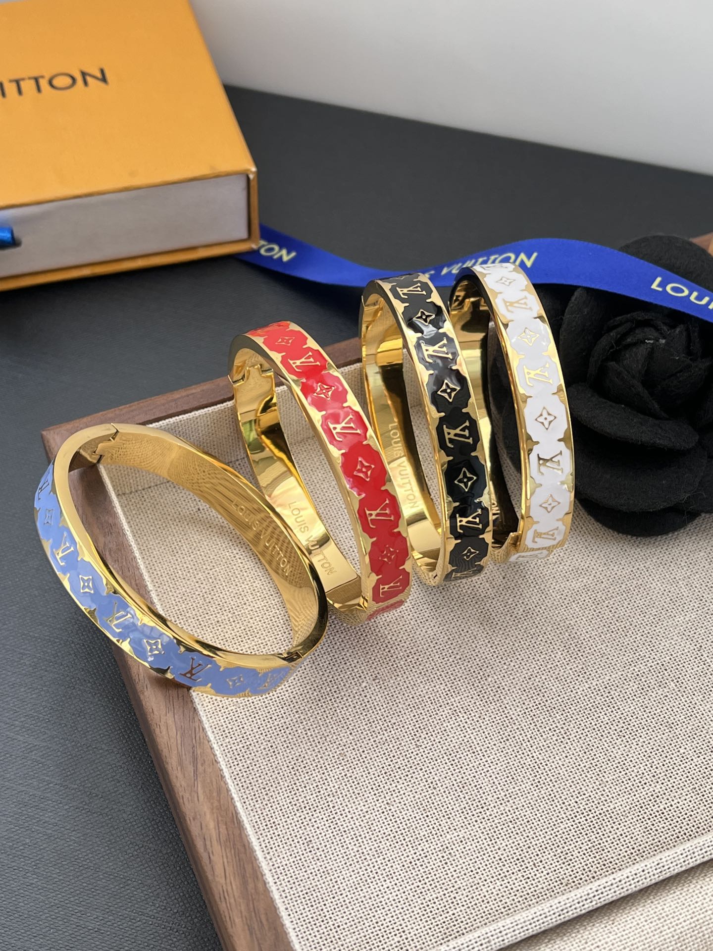 Luxury S424 Bracelet