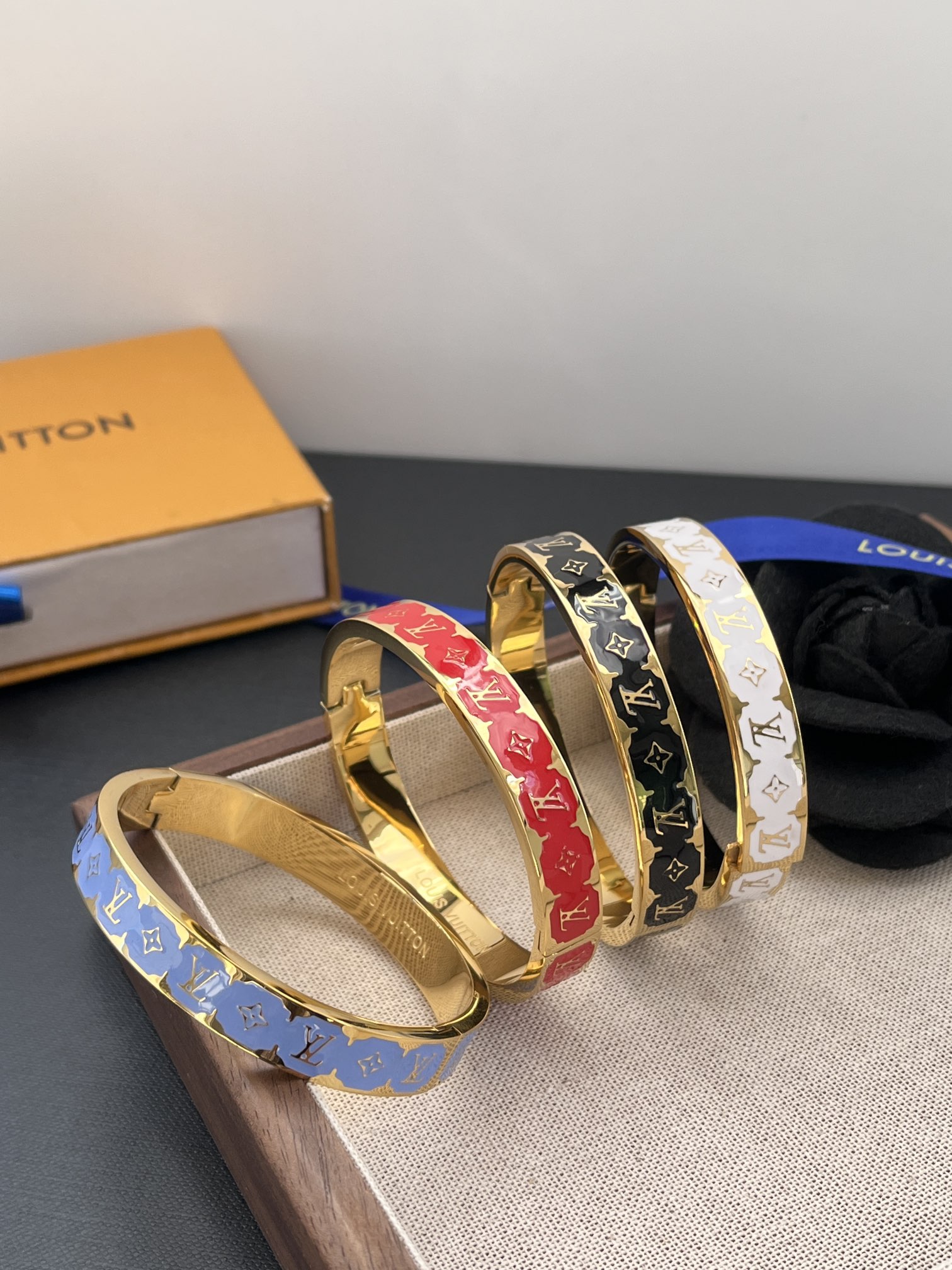 Luxury S424 Bracelet