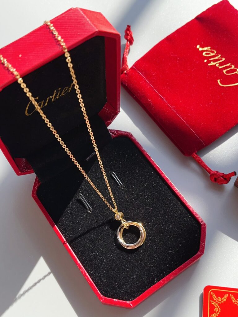 Designer Necklace editorial product context 3