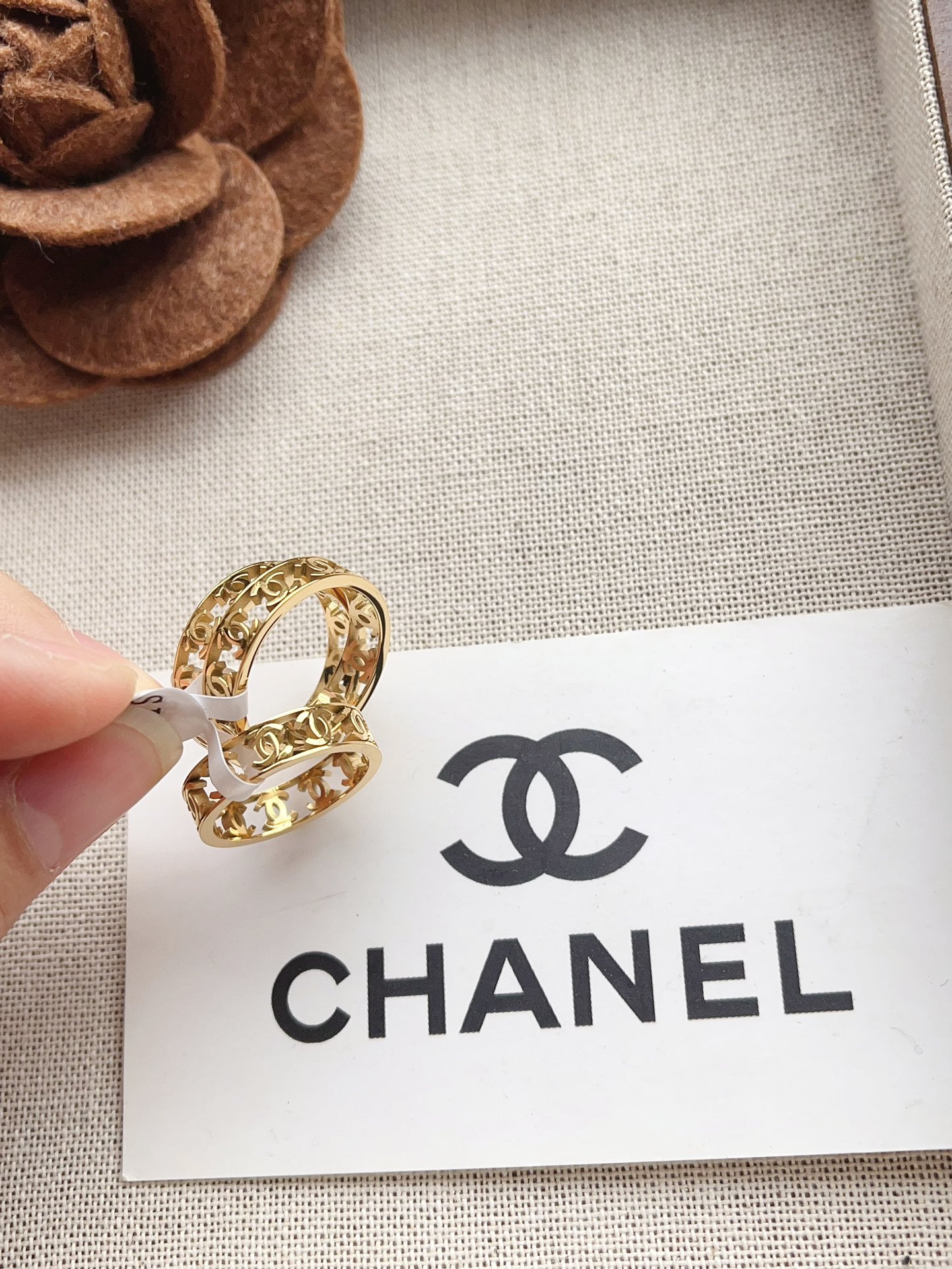 Luxury J110 Ring