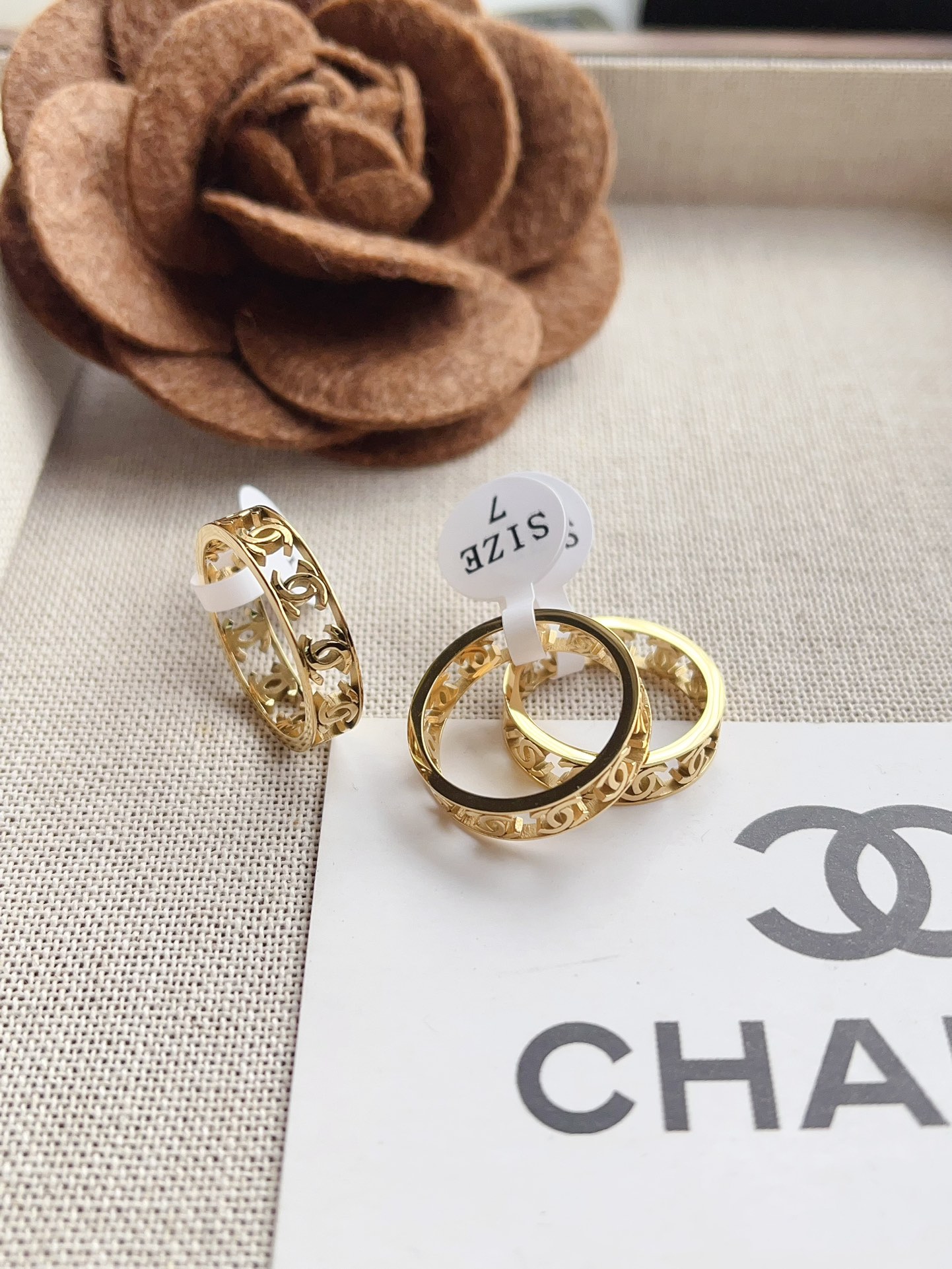 Luxury J110 Ring