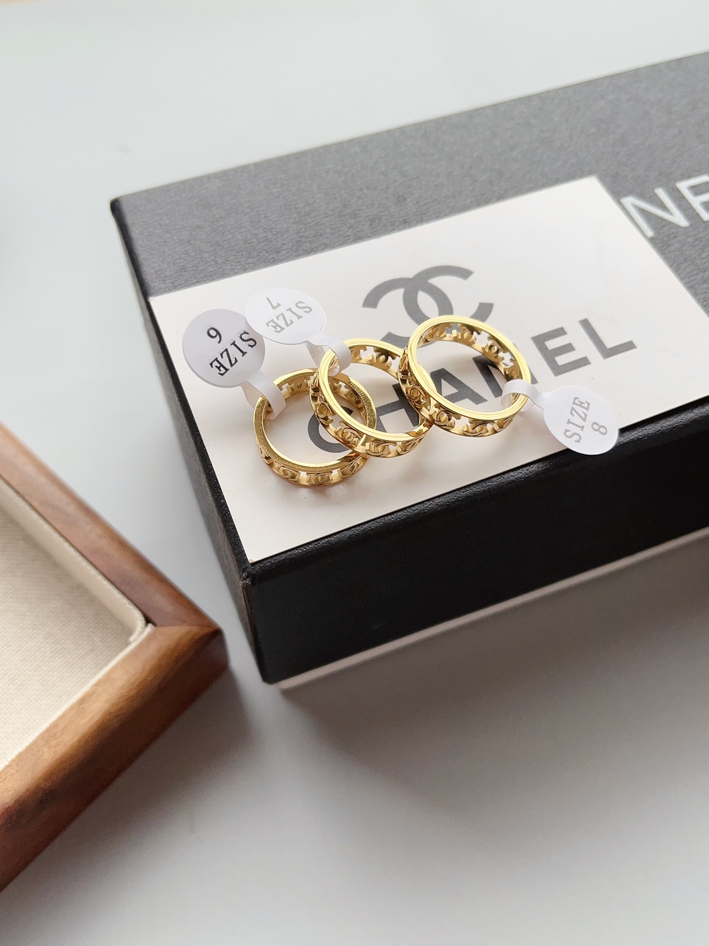 Luxury J110 Ring