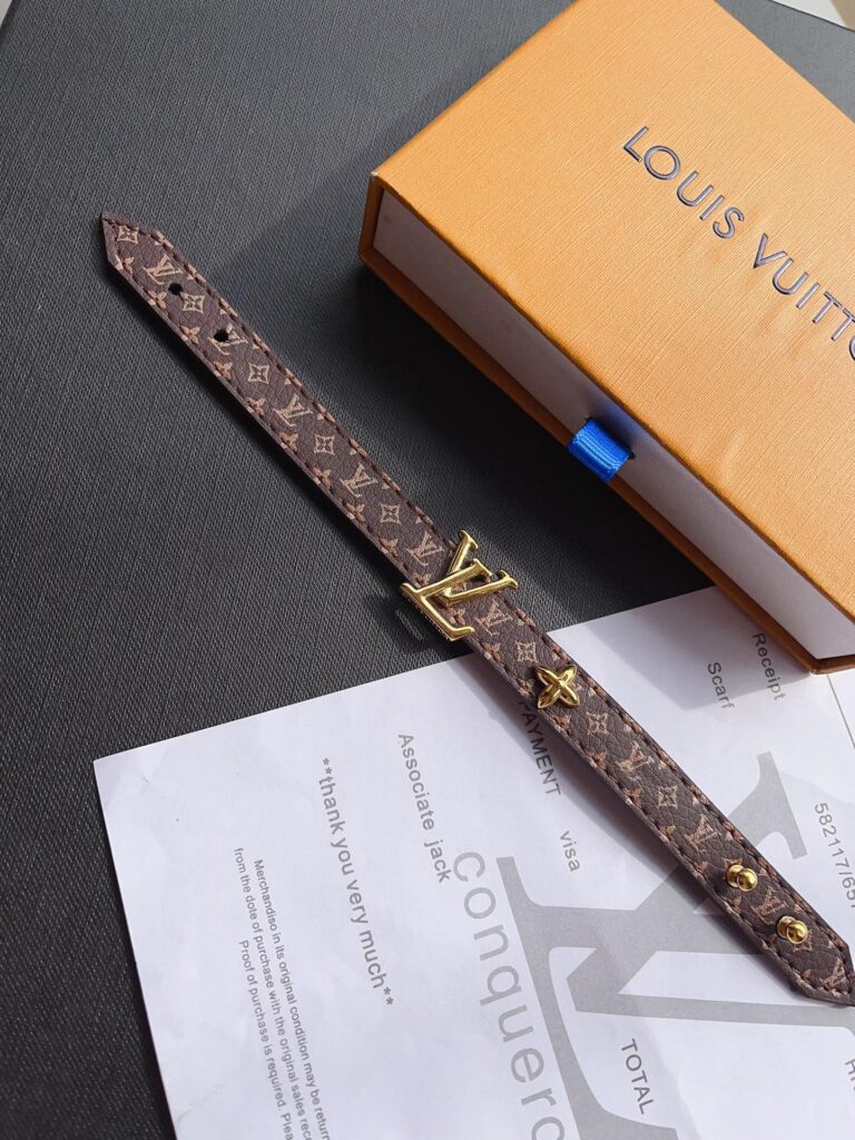 Designer S426 Bracelet editorial product context 2