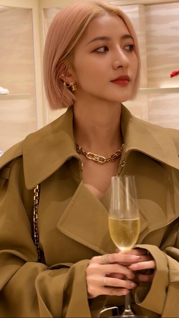 Designer Necklace editorial product context 3