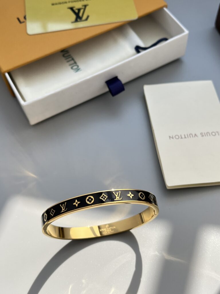Designer S429 Bracelet editorial product context 2