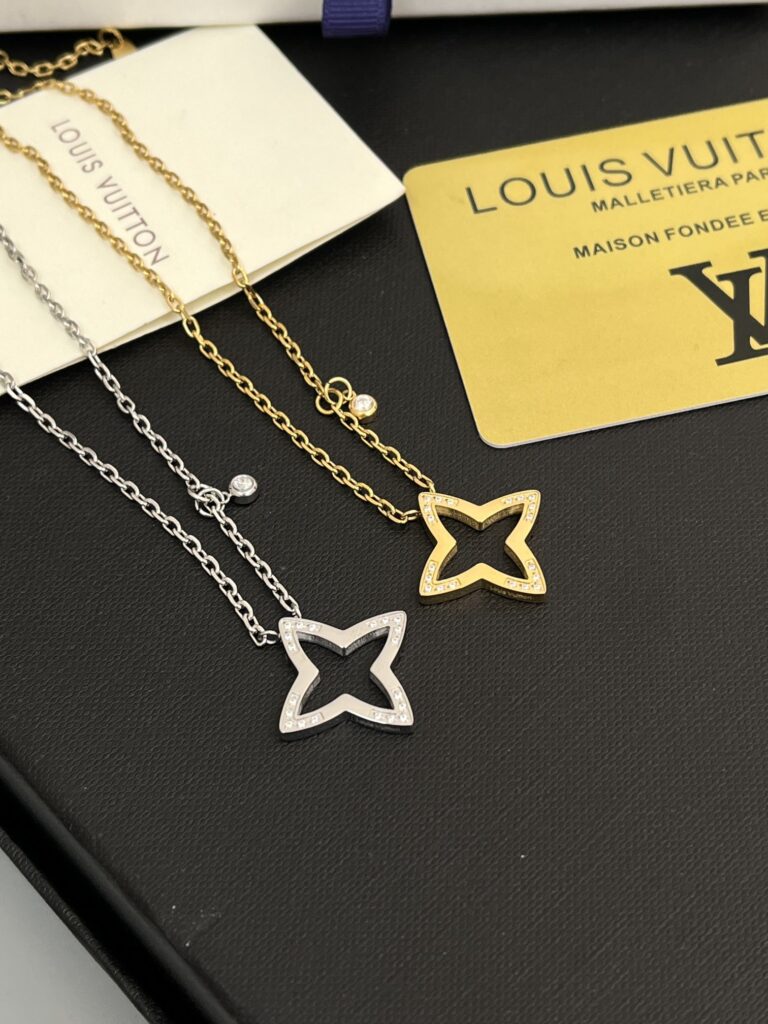 Designer Necklace editorial product context 3