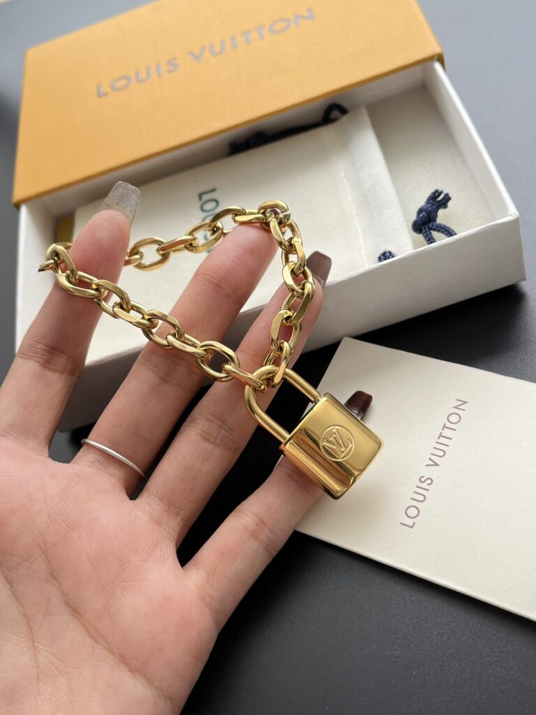 Designer L182 Bracelet editorial product context 1