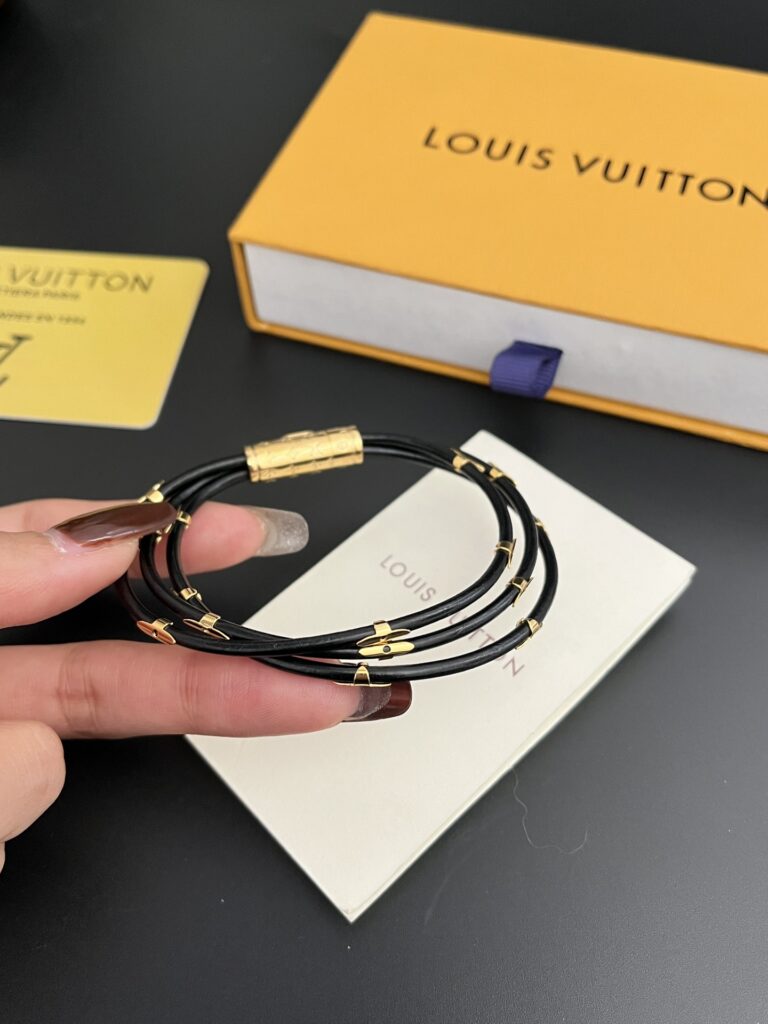 Designer L183 Bracelet editorial product context 2