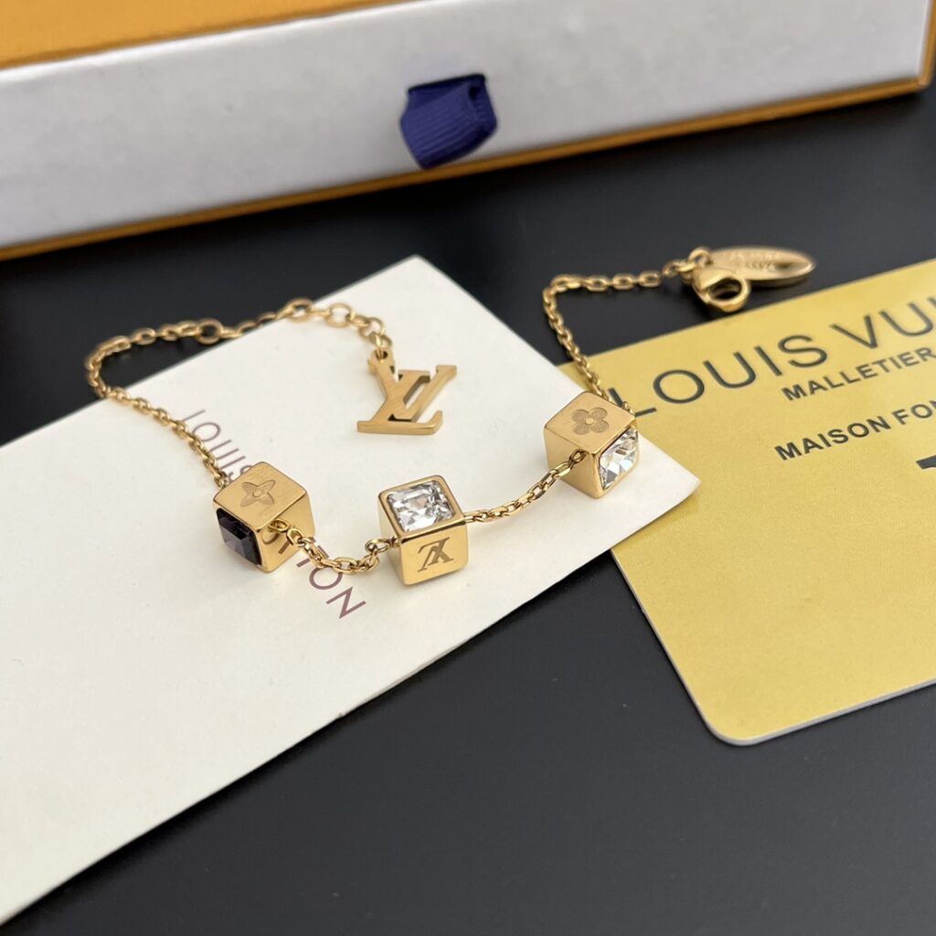 Designer L184 Bracelet editorial product context 3