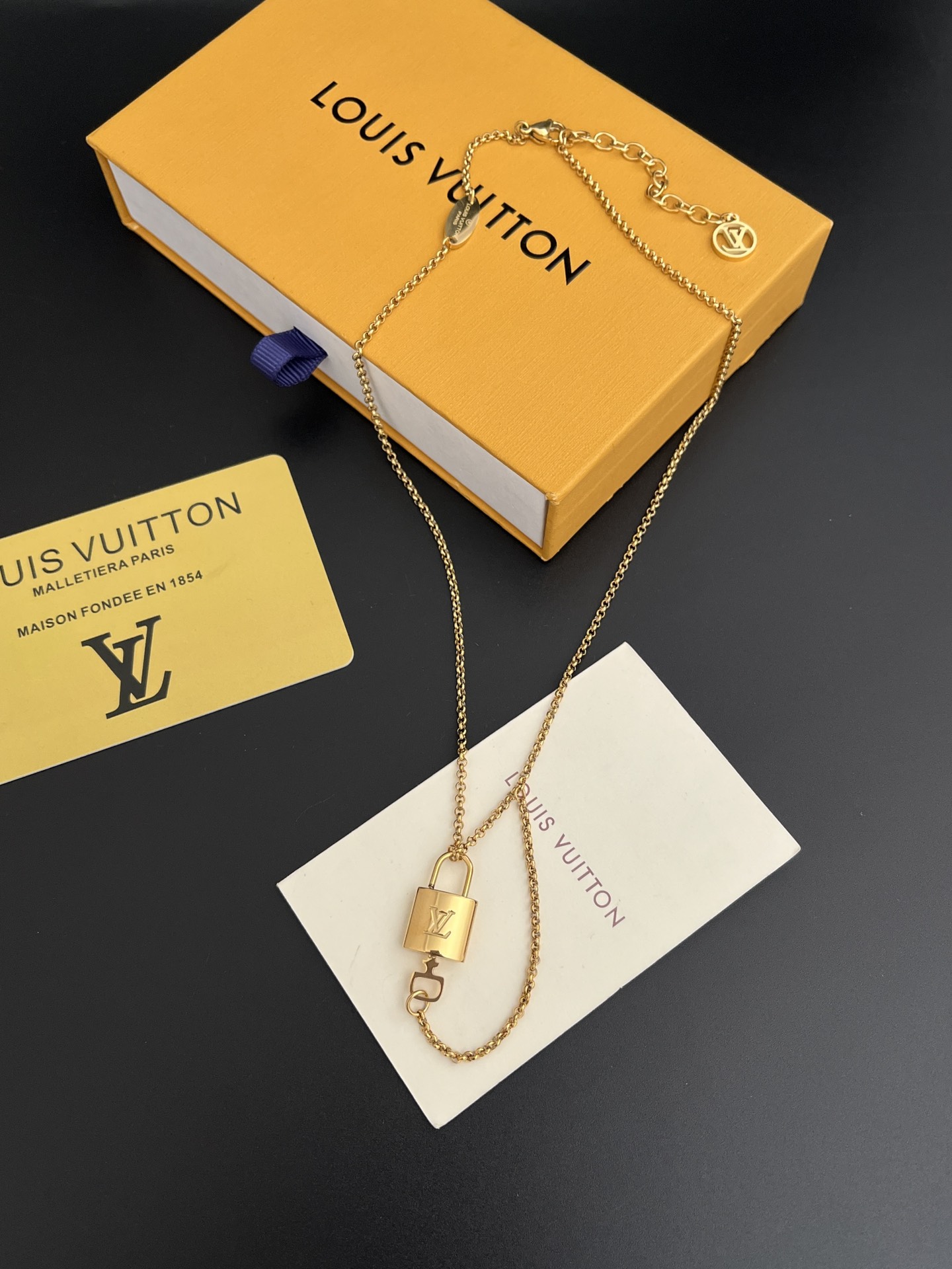 Luxury X652 Necklace