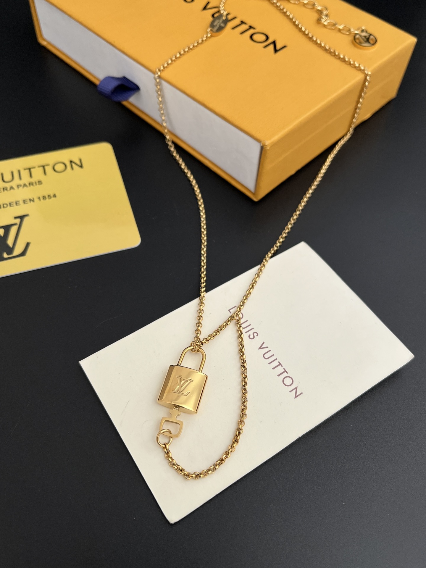 Luxury X652 Necklace