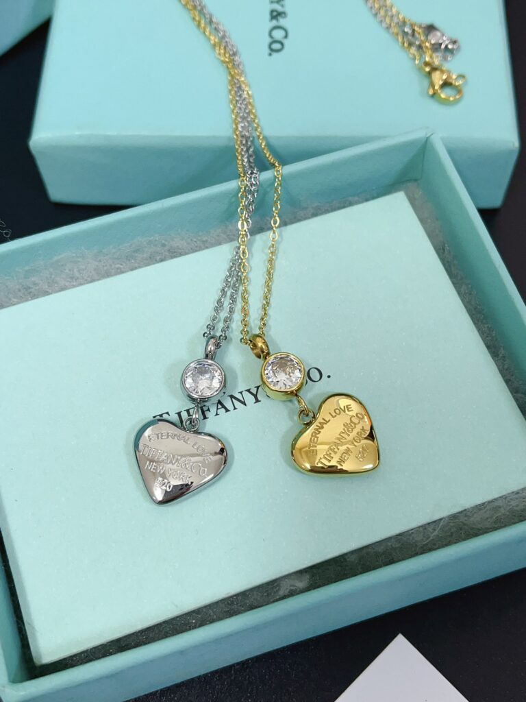 Designer Necklace editorial product context 2