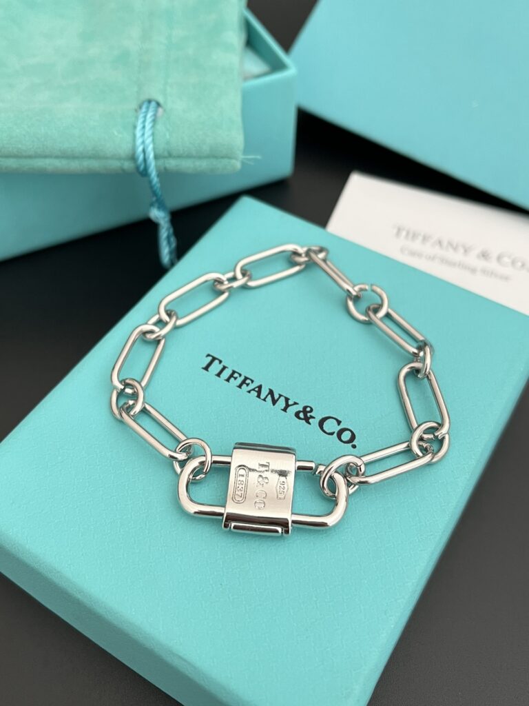 Designer L187 Bracelet editorial product context 3