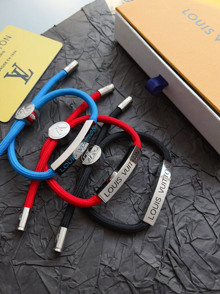 Designer S433 Bracelet editorial product context 1