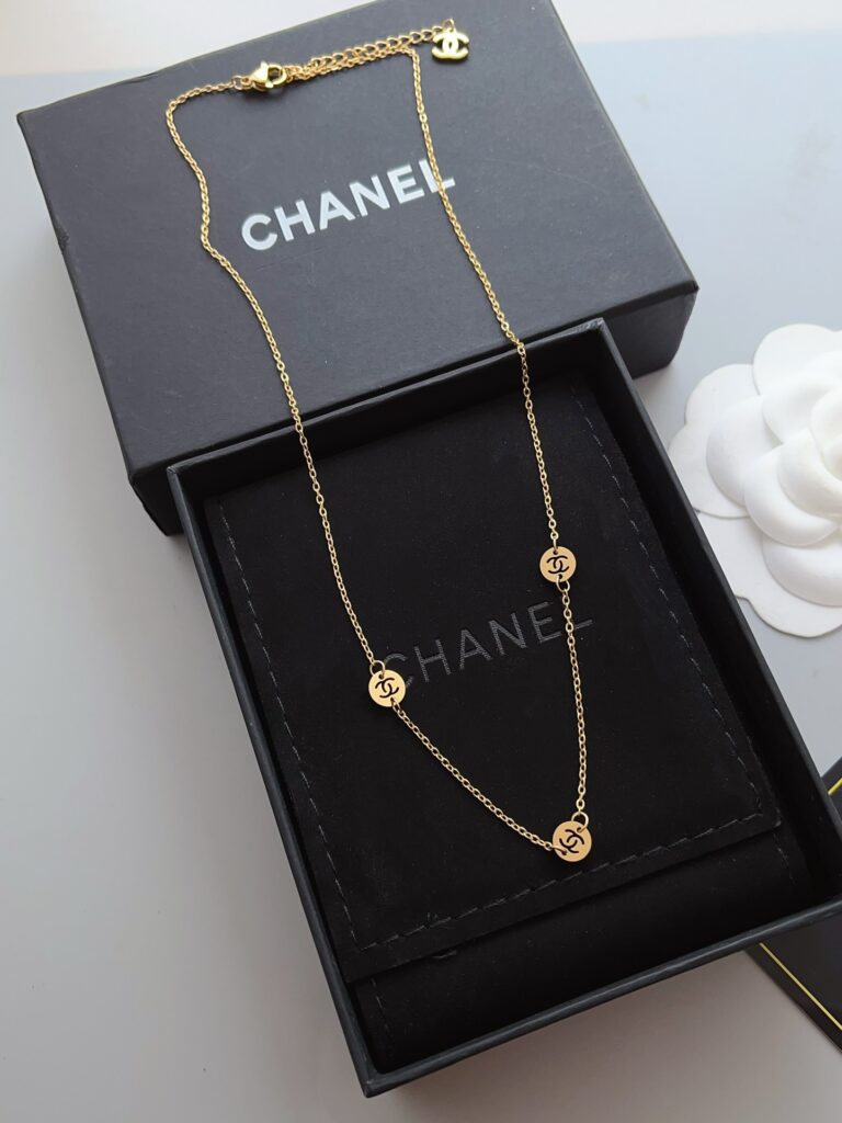 Designer Necklace editorial product context 3