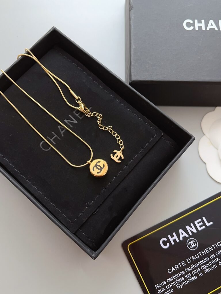 Designer Necklace editorial product context 1