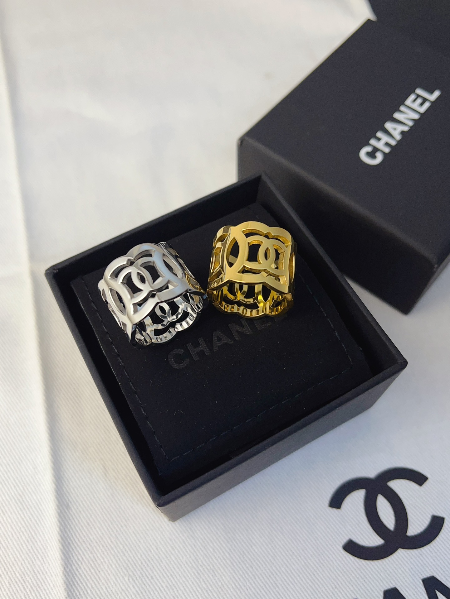 Luxury J117 Ring