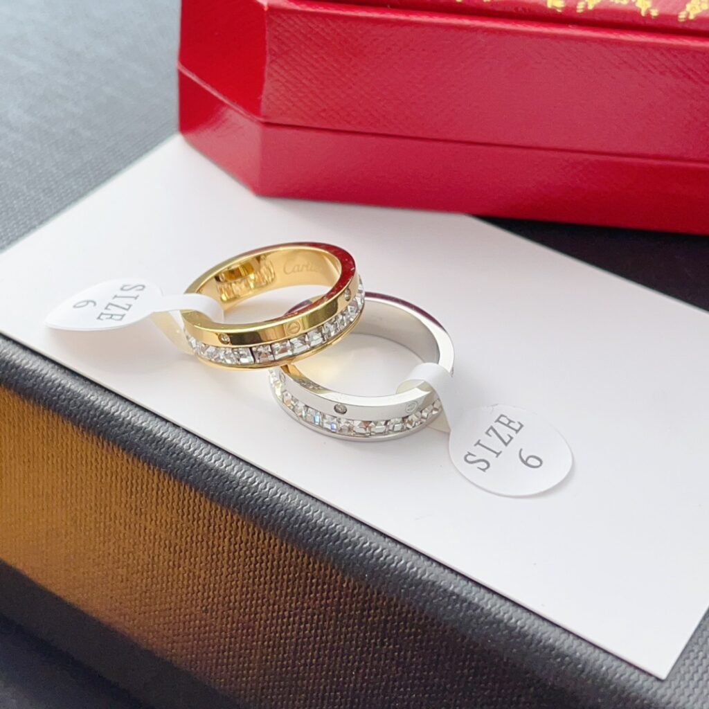 Designer J120 Ring editorial product context 2