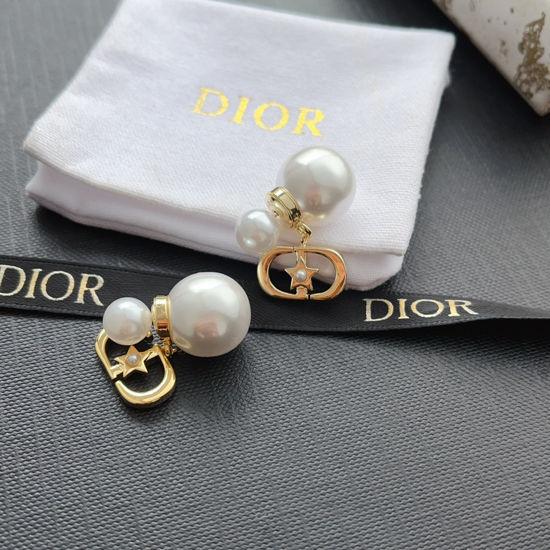 Luxury A1118 Earrings