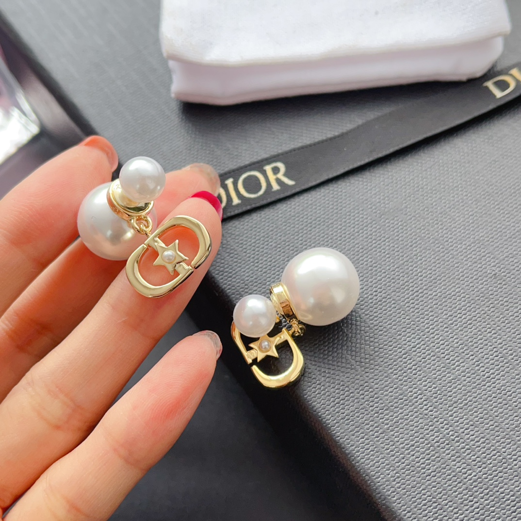 Luxury A1118 Earrings