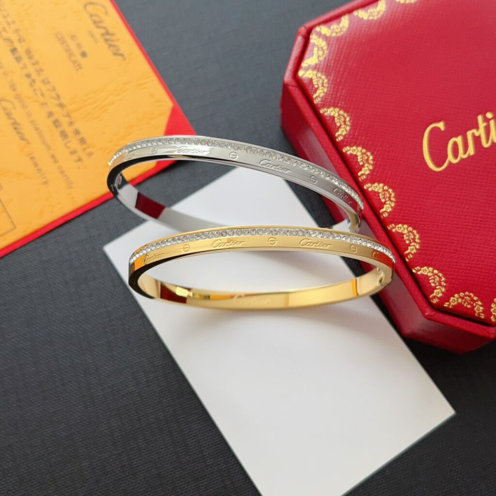 Designer S436 Bracelet editorial product context 2